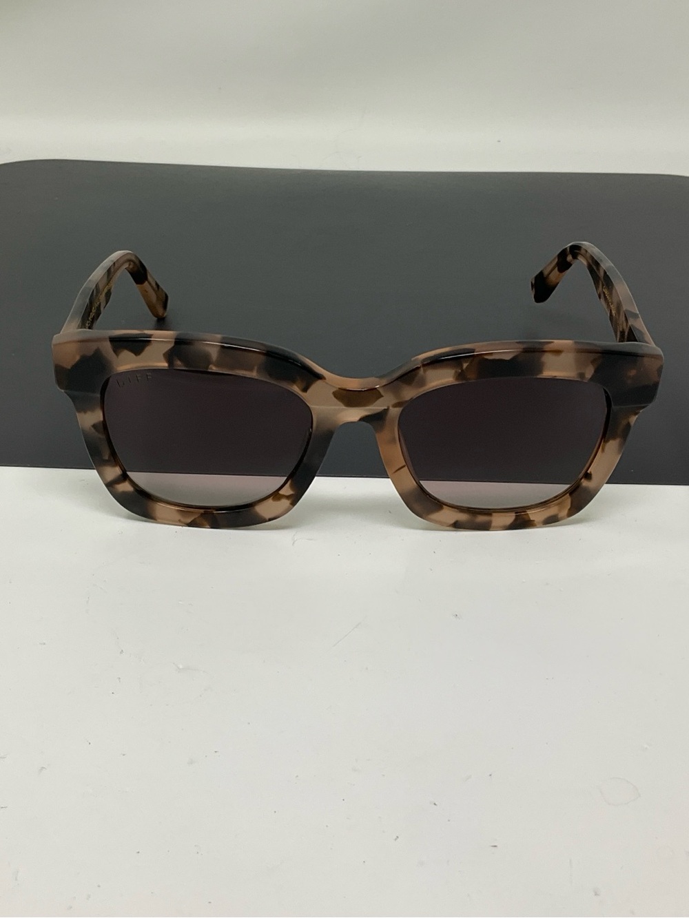 DIFF Women’s Carson polarized Sunglasses